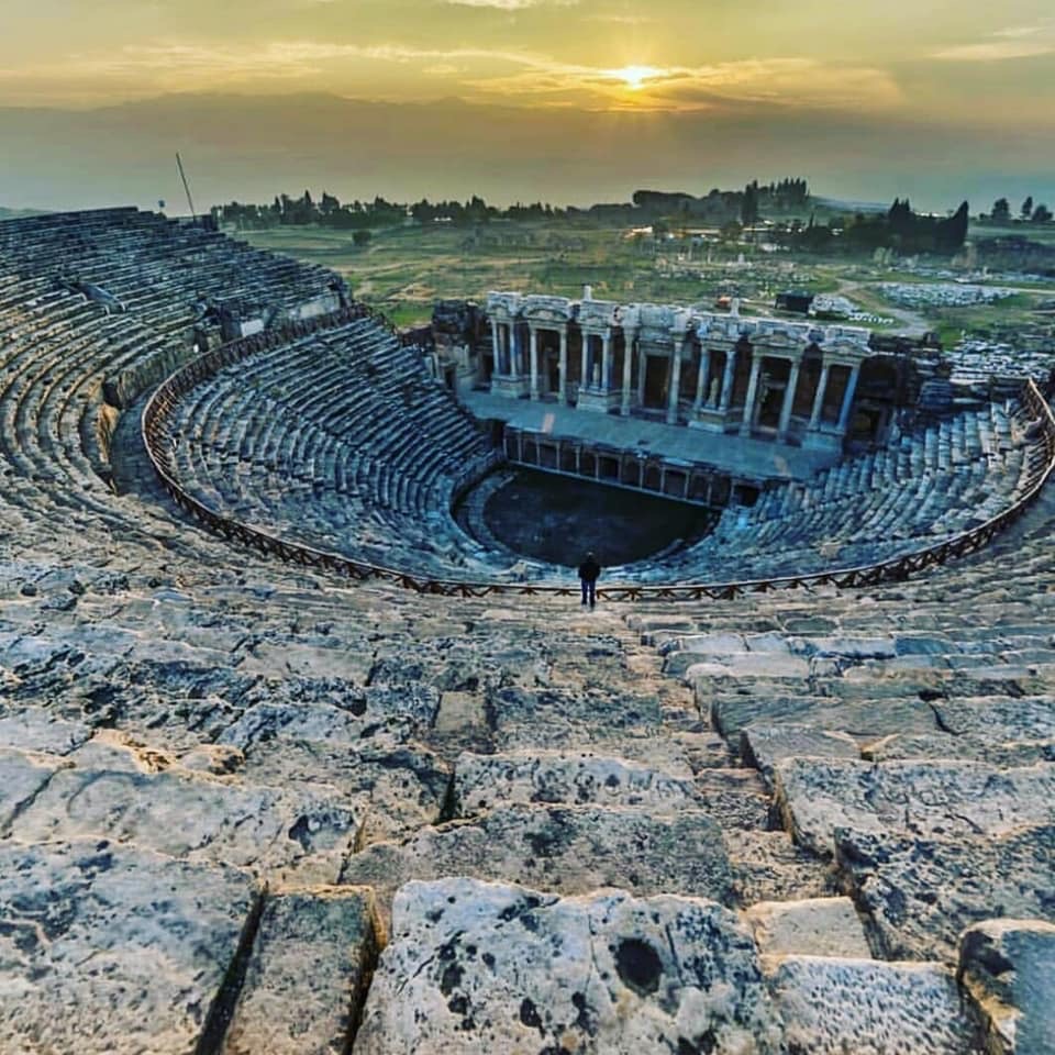 Amfi theatre Pamukkale Hierapolis